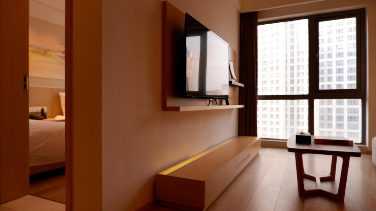 Deluxe One-Bedroom Twin Beds Apartment