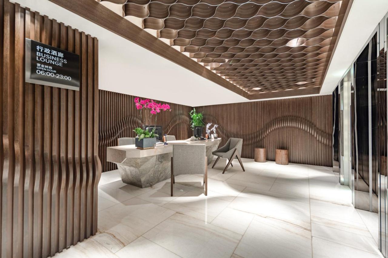 Collection Executive Room