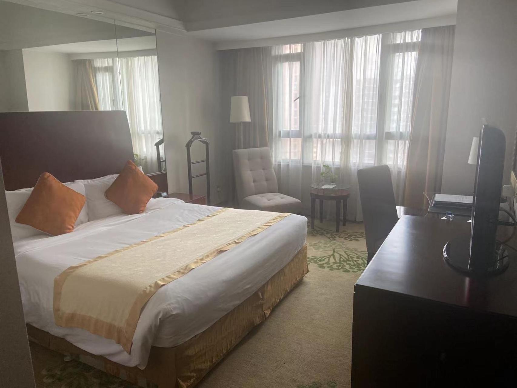 Superior Queen Room