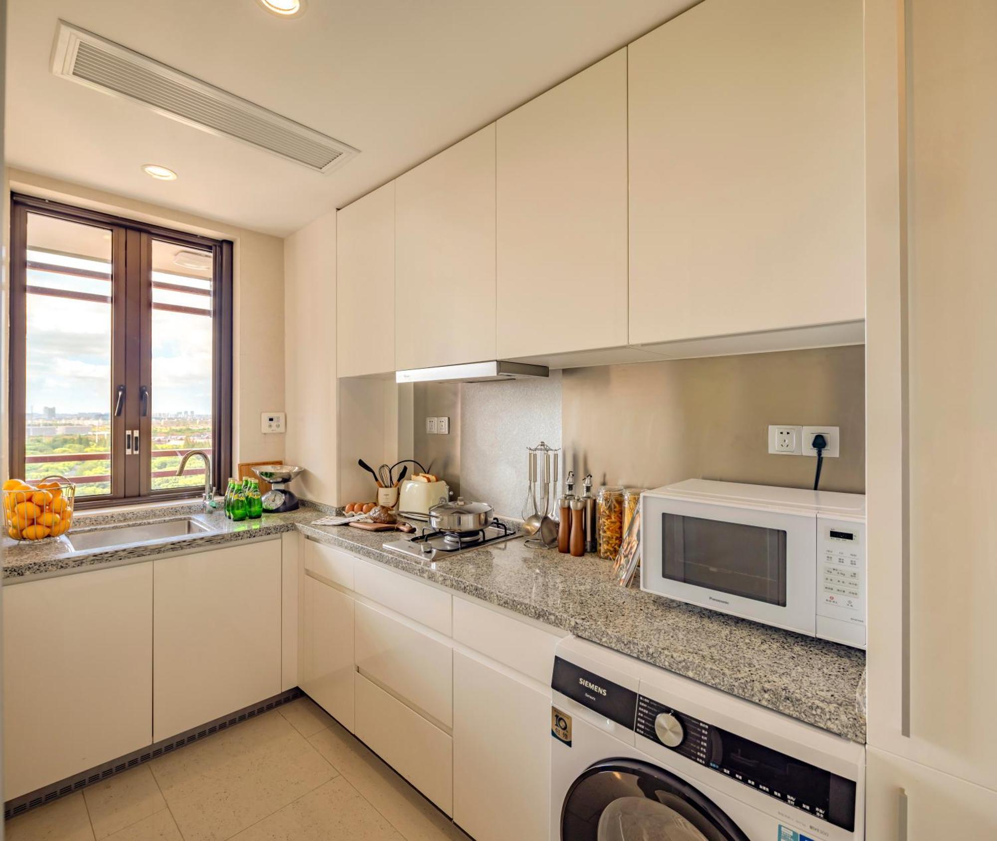 One Bedroom Deluxe Suite