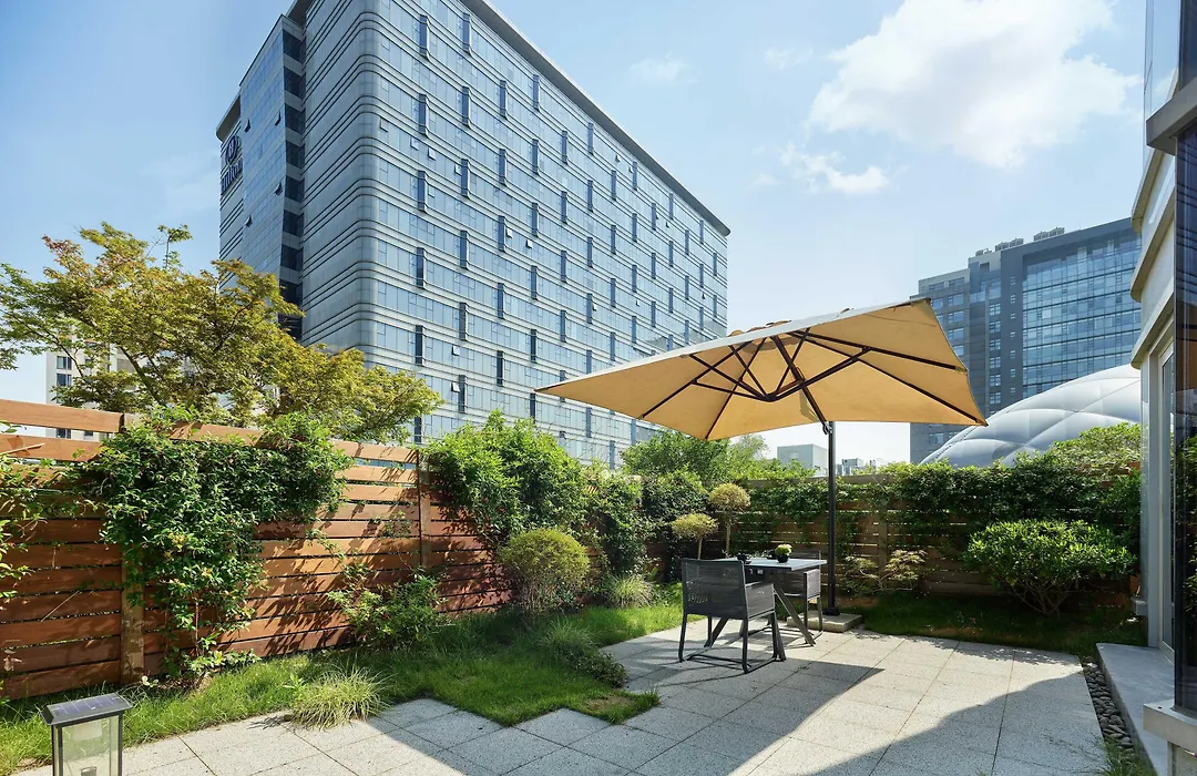 Hilton Shanghai Hongqiao-1