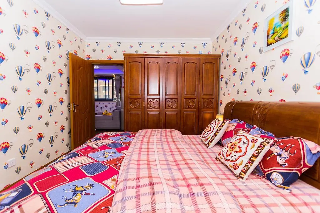 Mickey Wonderful Apartment-1