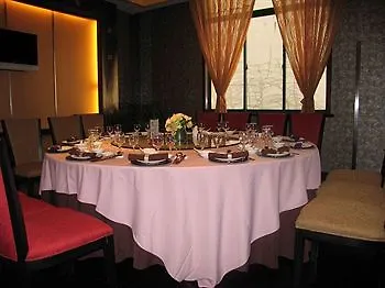 Sina Business Hotel 上海
