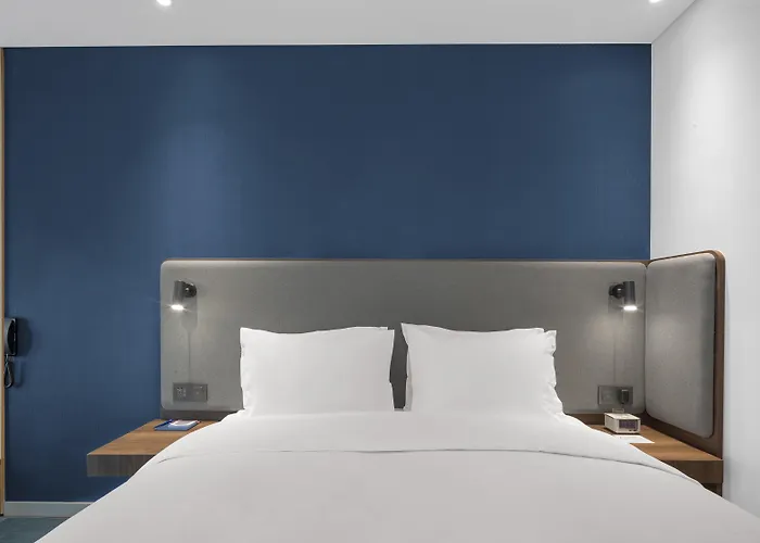 Holiday Inn Express Shanghai Tourism Zone, An Ihg Hotel