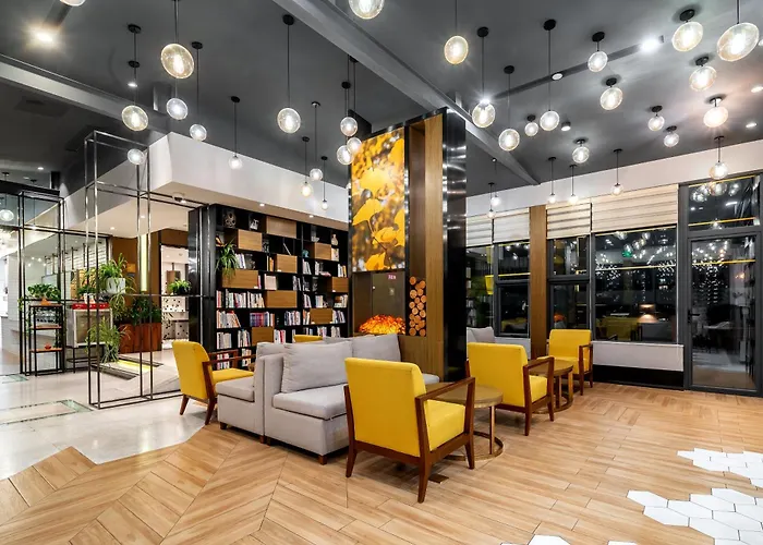 Atour Hotel Shanghai Lujiazui Minsheng Road Station