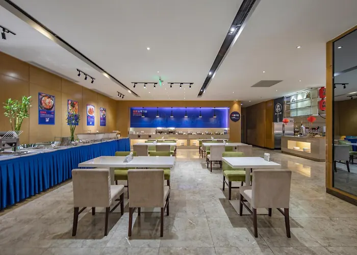 Holiday Inn Express Shanghai New Jinqiao By Ihg