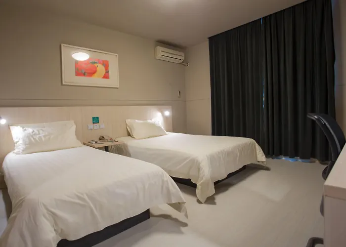 Jinjiang Inn Shanghai Wanping Rd. S