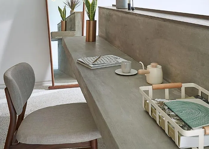 Baseplus-Shanghai Binjiang Serviced Apartment