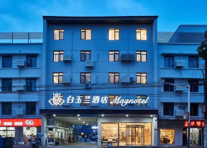 Magnotel Business Shanghai Minhang Wujing East China Normal University
