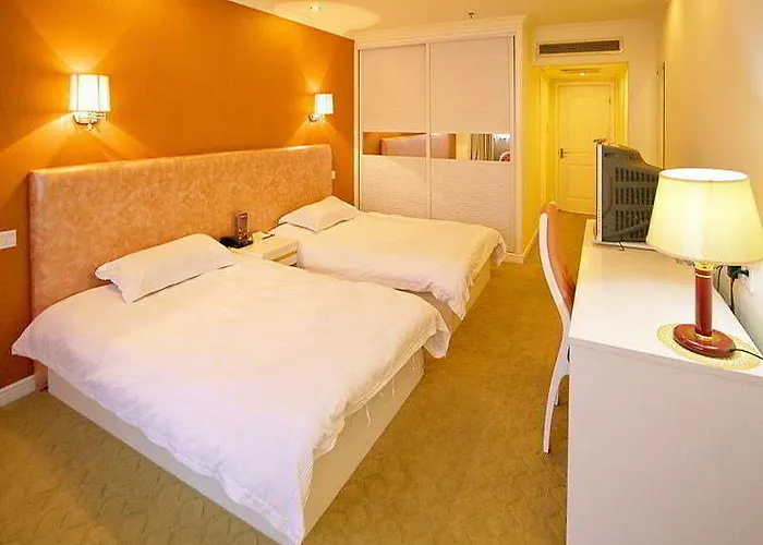 Shanghai Xindongfang Hotel